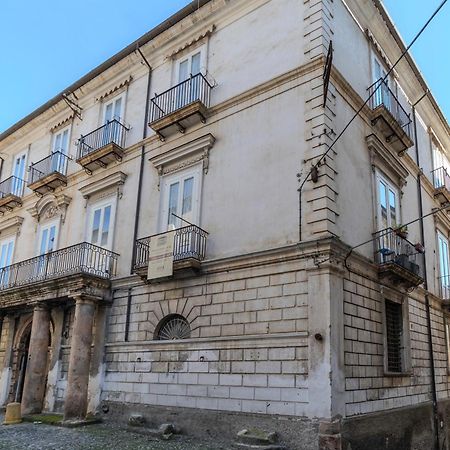 Dimora Storica Giostra Vecchia - Palazzo Grisolia 1809 Cosenza Exteriér fotografie