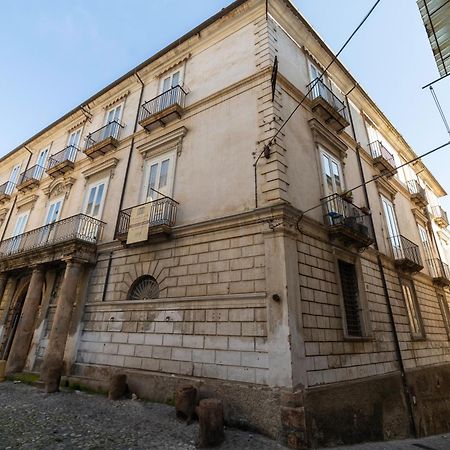 Dimora Storica Giostra Vecchia - Palazzo Grisolia 1809 Cosenza Exteriér fotografie